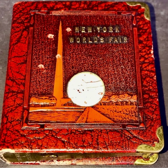 Vintage 1920s Antique Zell NEW YORK World's Fair Souvenir Book